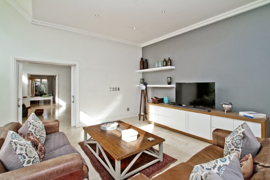 To Let 4 Bedroom Property for Rent in Morningside Gauteng