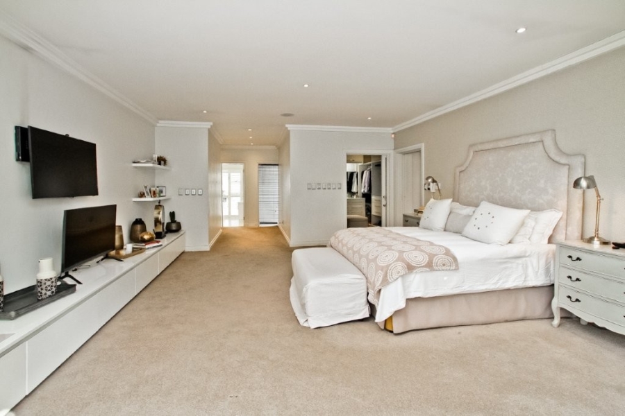To Let 4 Bedroom Property for Rent in Morningside Gauteng