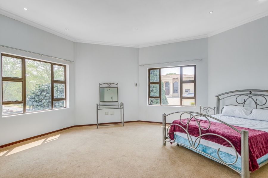 6 Bedroom Property for Sale in Summerset Gauteng