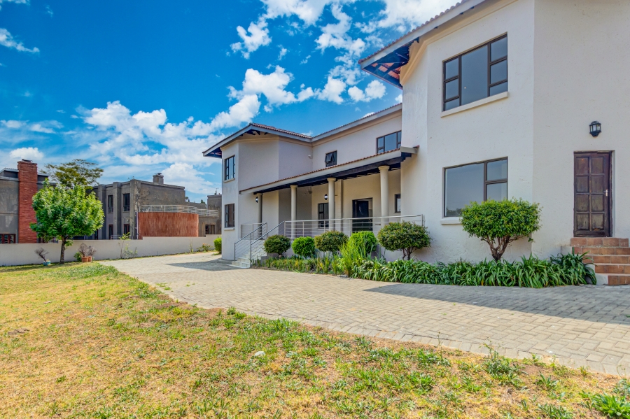 6 Bedroom Property for Sale in Summerset Gauteng