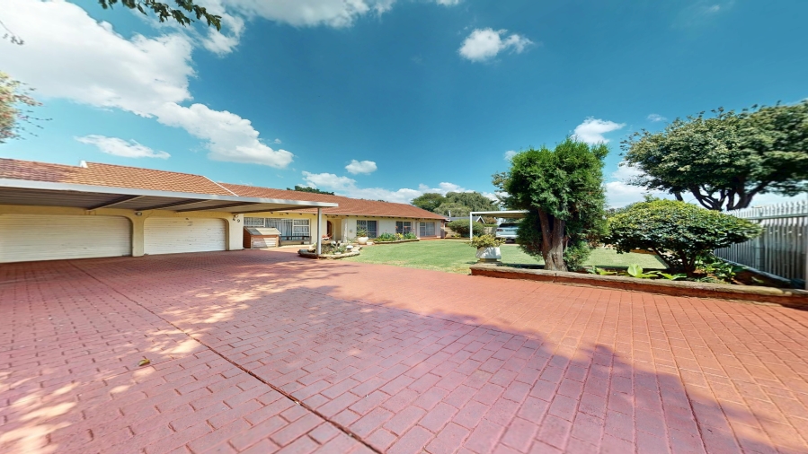 4 Bedroom Property for Sale in Parkrand Gauteng