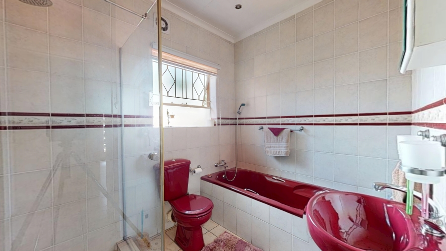 4 Bedroom Property for Sale in Parkrand Gauteng