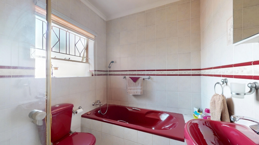 4 Bedroom Property for Sale in Parkrand Gauteng