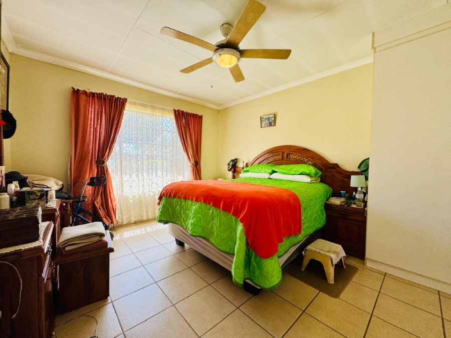 2 Bedroom Property for Sale in Montana Tuine Gauteng