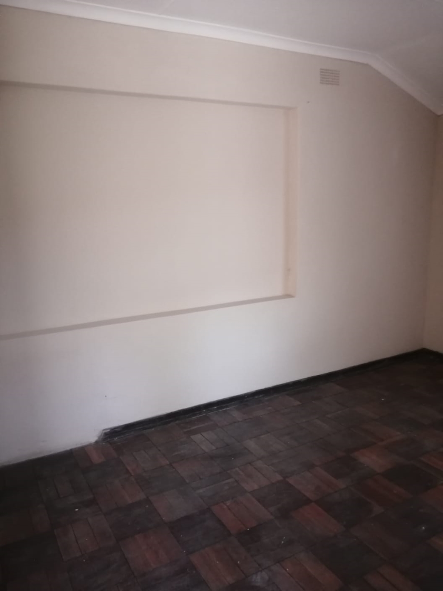 4 Bedroom Property for Sale in Vanderbijlpark CW 5 Gauteng