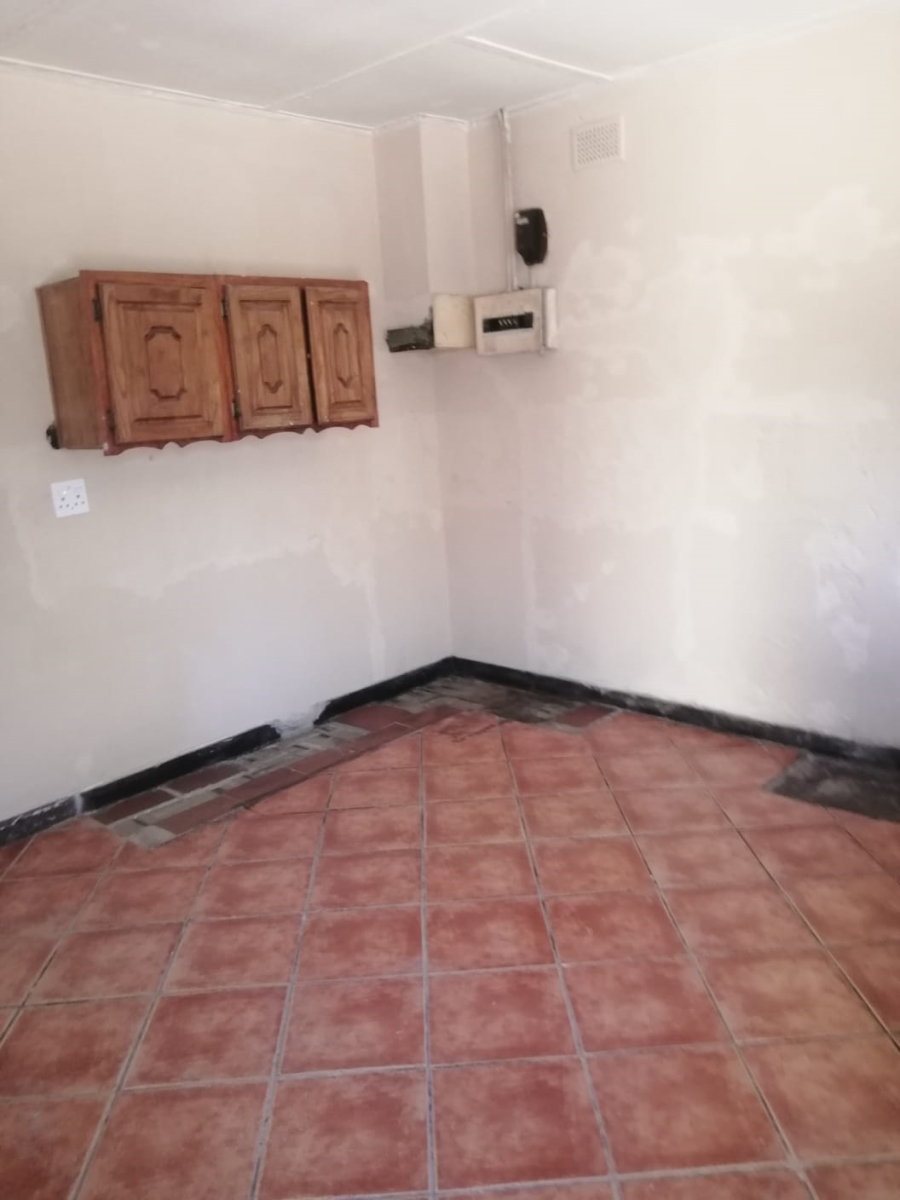4 Bedroom Property for Sale in Vanderbijlpark CW 5 Gauteng