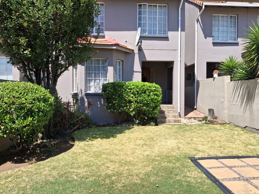 3 Bedroom Property for Sale in Eden Glen Gauteng