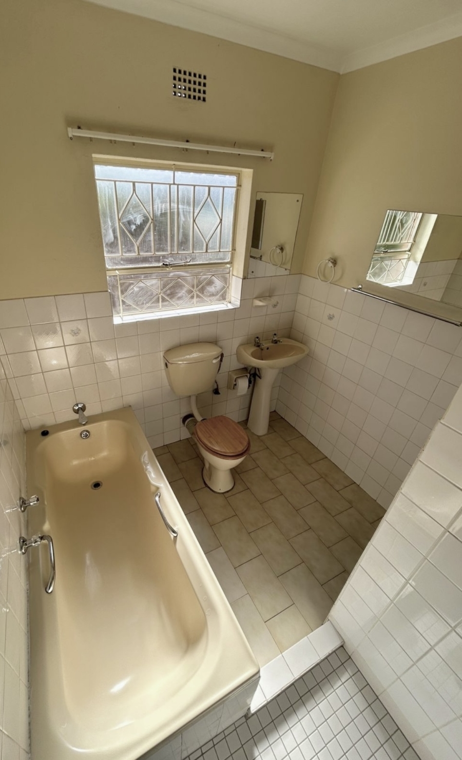 1 Bedroom Property for Sale in Beyers Park Gauteng