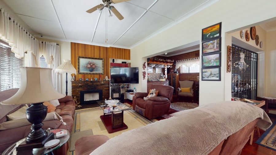 4 Bedroom Property for Sale in Parkdene Gauteng