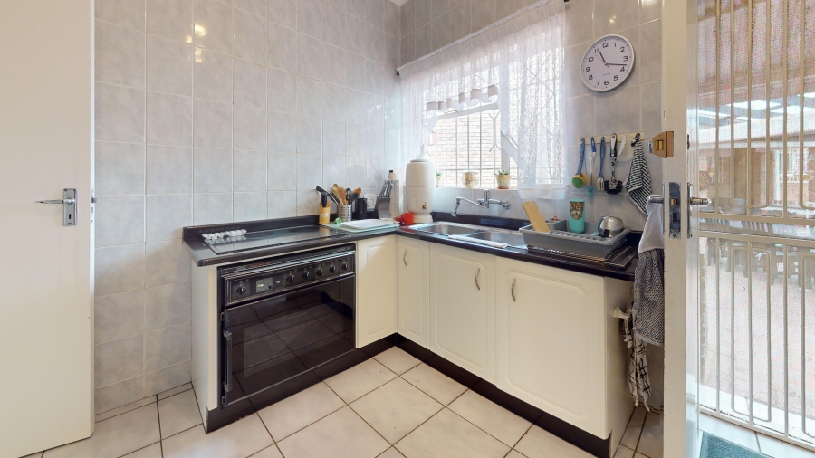 4 Bedroom Property for Sale in Parkdene Gauteng