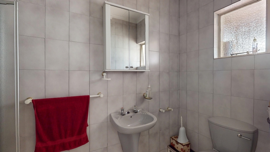 4 Bedroom Property for Sale in Parkdene Gauteng