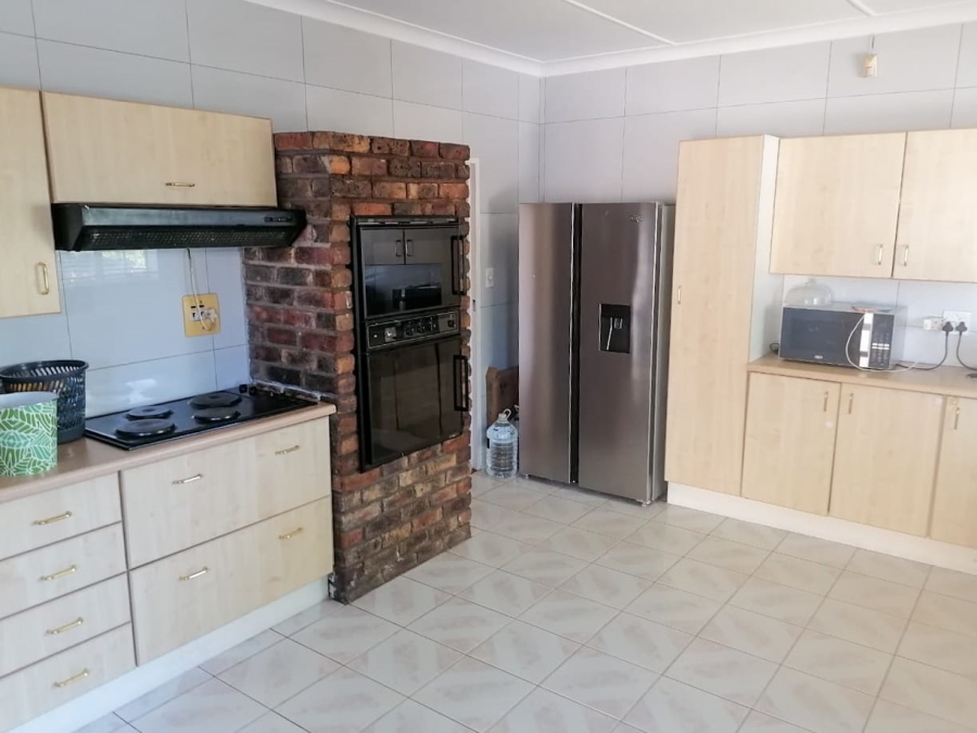 3 Bedroom Property for Sale in Birchleigh Gauteng