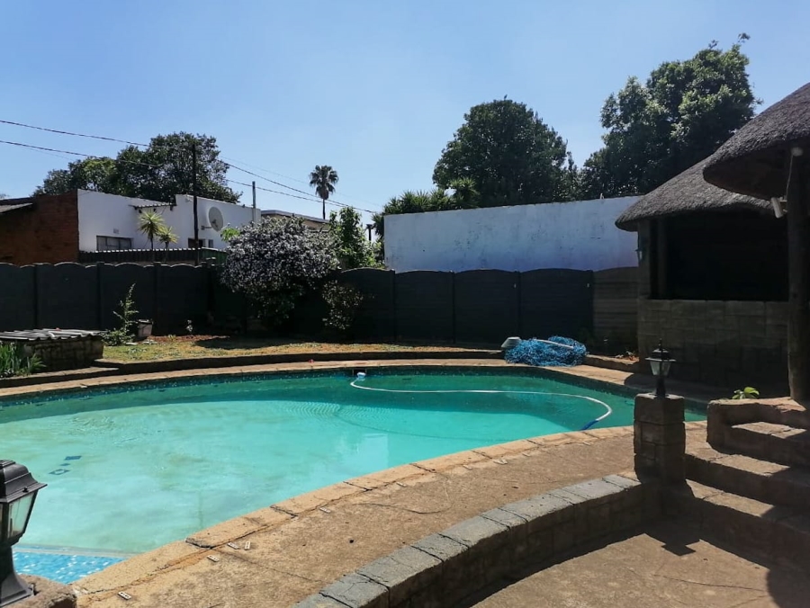 3 Bedroom Property for Sale in Birchleigh Gauteng