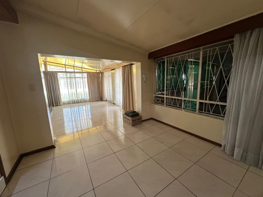 4 Bedroom Property for Sale in Three Rivers Gauteng