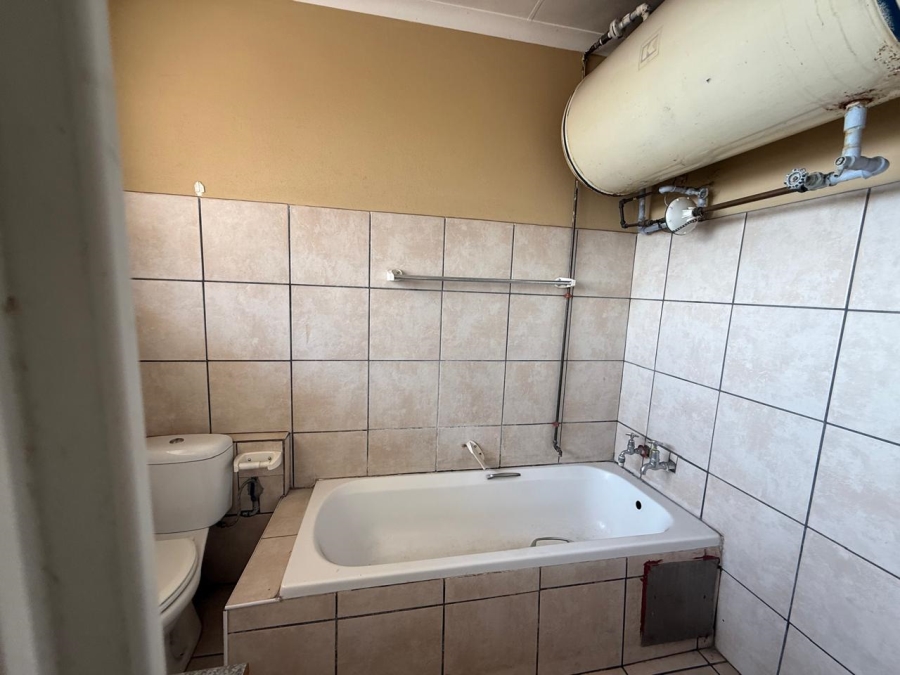 2 Bedroom Property for Sale in Vanderbijlpark SE 1 Gauteng