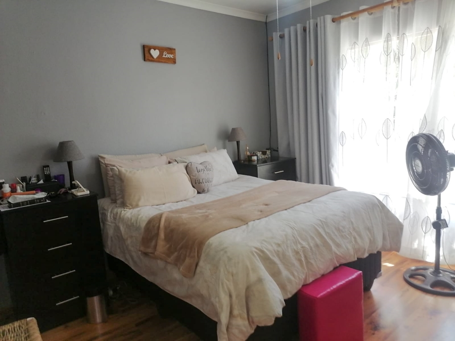 3 Bedroom Property for Sale in Birchleigh Gauteng