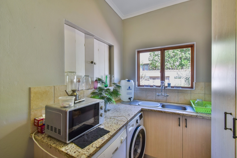 4 Bedroom Property for Sale in Rietvalleirand Gauteng