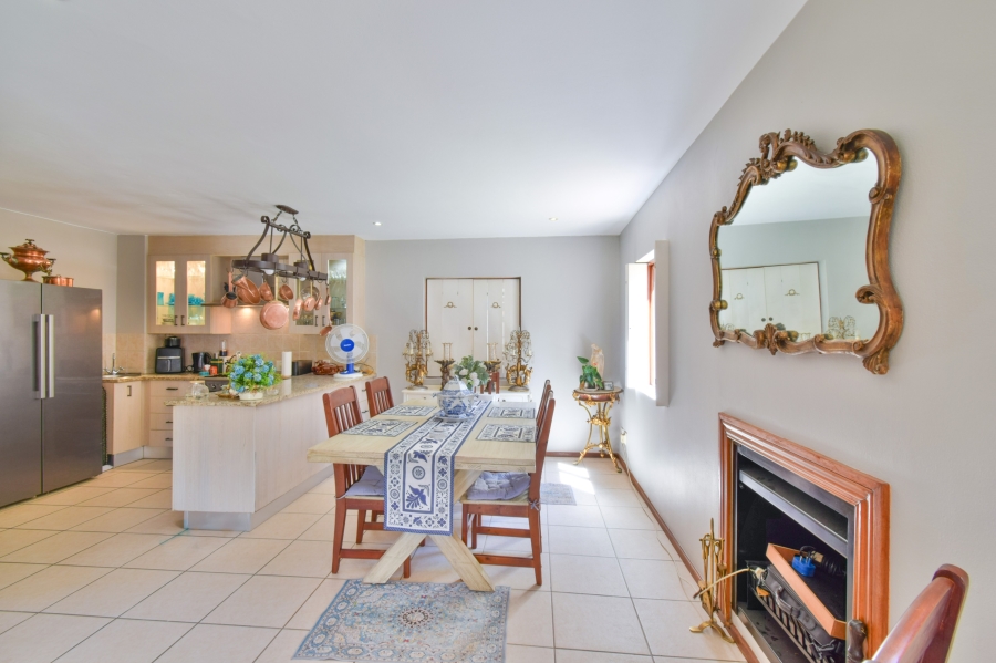 4 Bedroom Property for Sale in Rietvalleirand Gauteng