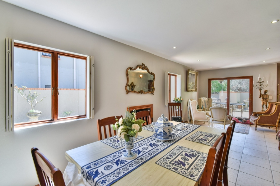 4 Bedroom Property for Sale in Rietvalleirand Gauteng