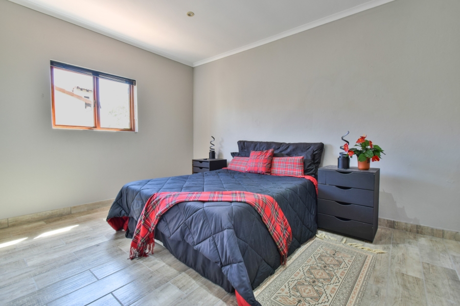 4 Bedroom Property for Sale in Rietvalleirand Gauteng