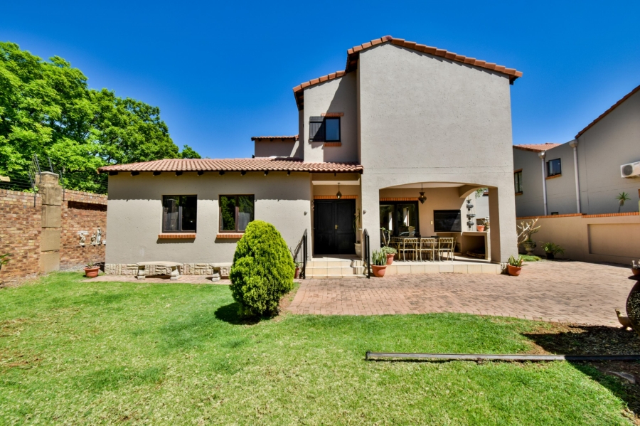 4 Bedroom Property for Sale in Rietvalleirand Gauteng