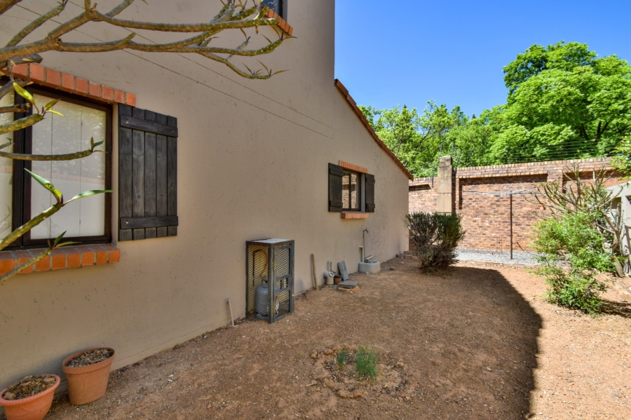 4 Bedroom Property for Sale in Rietvalleirand Gauteng