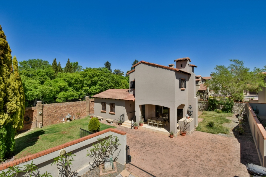 4 Bedroom Property for Sale in Rietvalleirand Gauteng