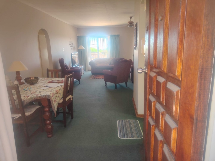 2 Bedroom Property for Sale in Greenhills Gauteng