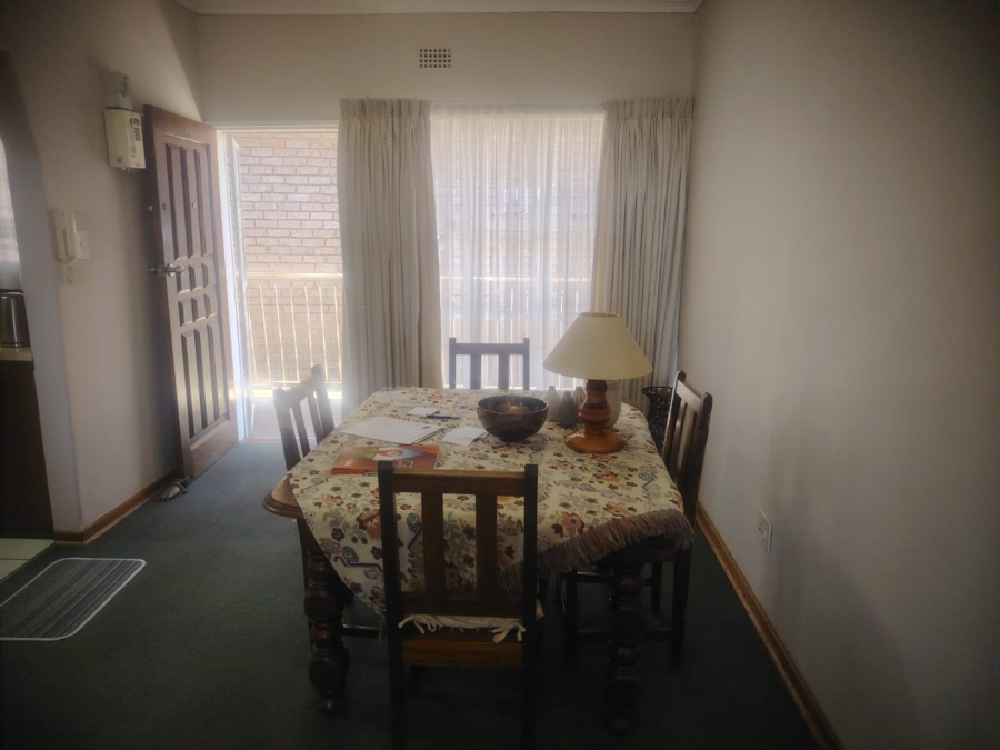 2 Bedroom Property for Sale in Greenhills Gauteng