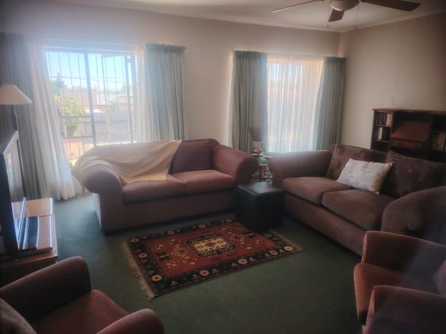 2 Bedroom Property for Sale in Greenhills Gauteng