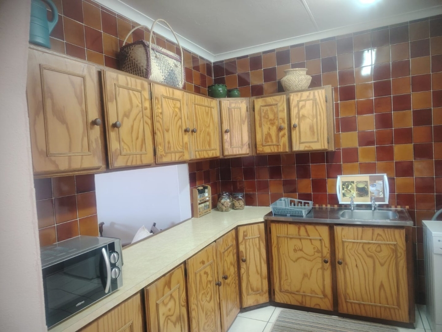2 Bedroom Property for Sale in Greenhills Gauteng