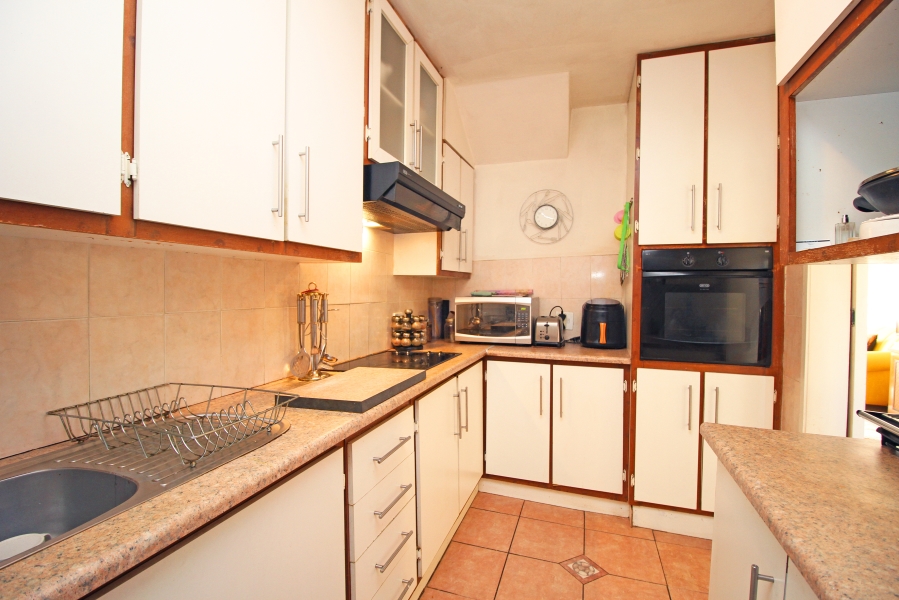 2 Bedroom Property for Sale in Albertville Gauteng