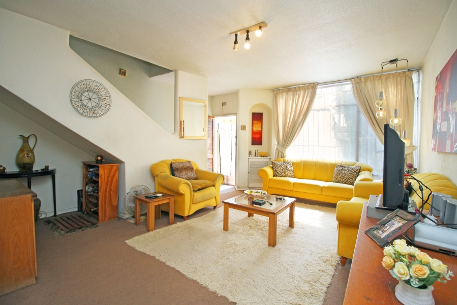 2 Bedroom Property for Sale in Albertville Gauteng