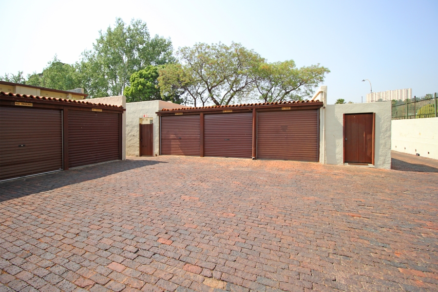2 Bedroom Property for Sale in Albertville Gauteng