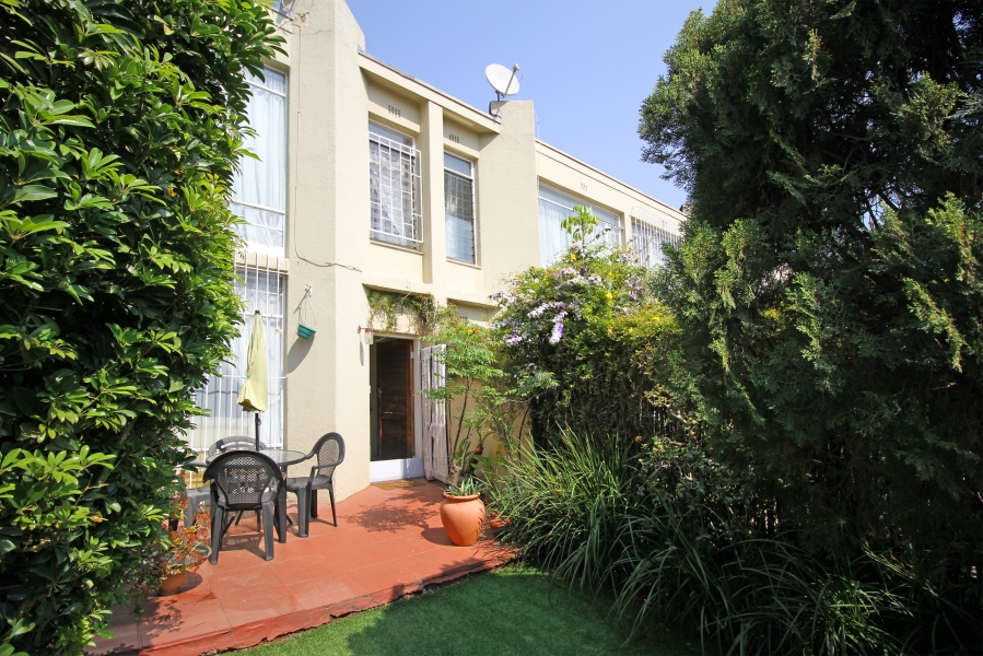 2 Bedroom Property for Sale in Albertville Gauteng