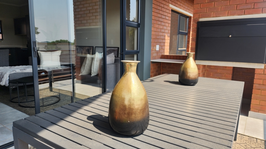2 Bedroom Property for Sale in Olympus AH Gauteng