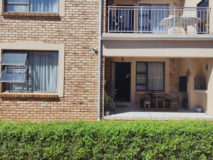 2 Bedroom Property for Sale in Randpoort Gauteng