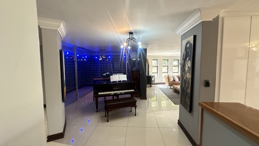 4 Bedroom Property for Sale in Midstream Estate Gauteng