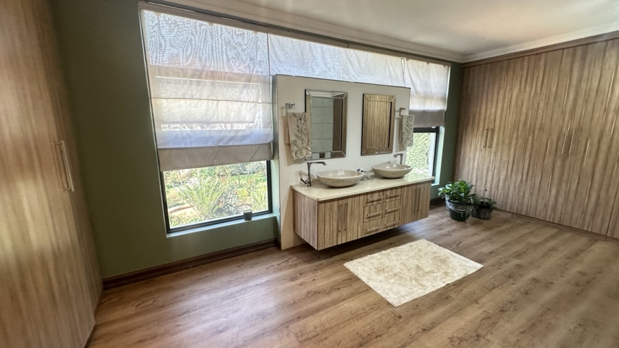 4 Bedroom Property for Sale in Midstream Estate Gauteng