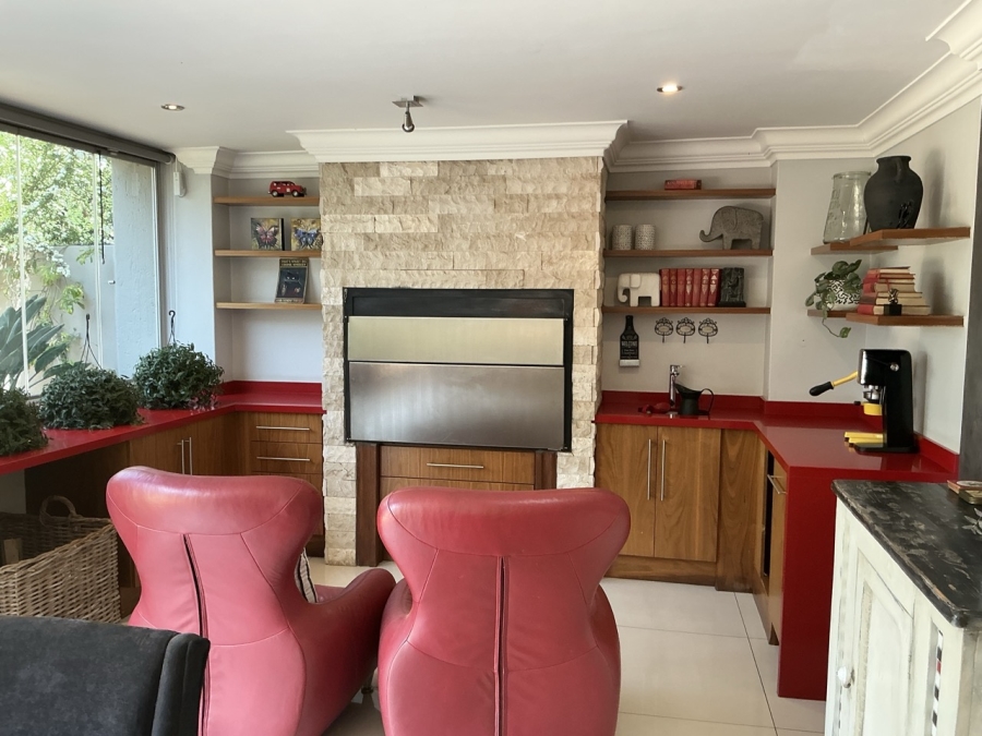 4 Bedroom Property for Sale in Midstream Estate Gauteng