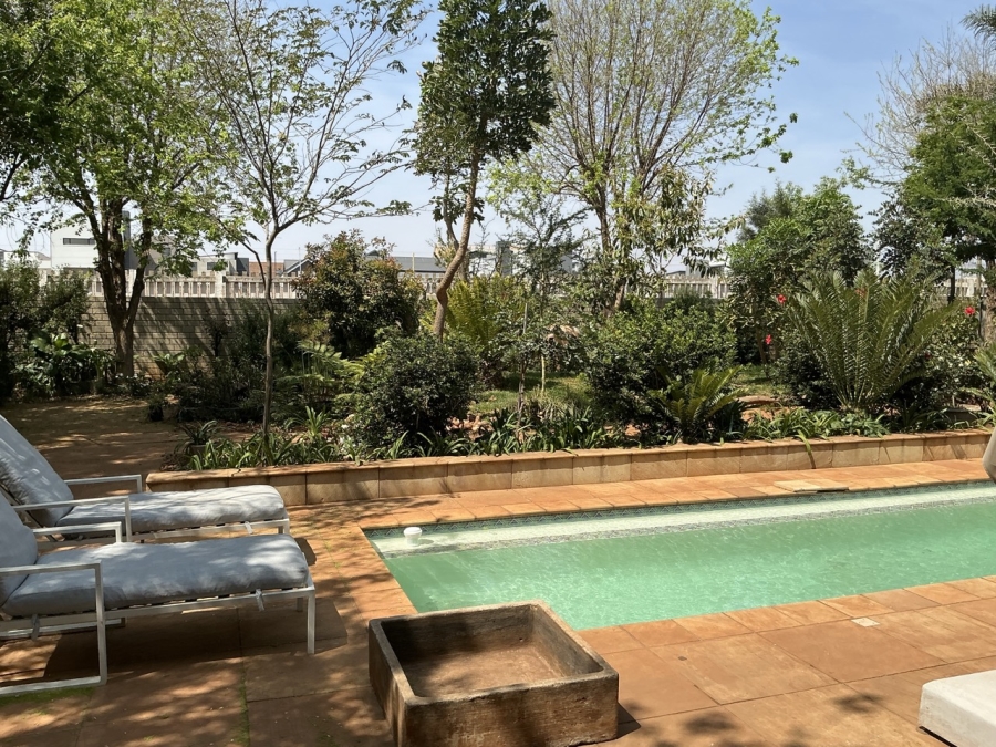 4 Bedroom Property for Sale in Midstream Estate Gauteng