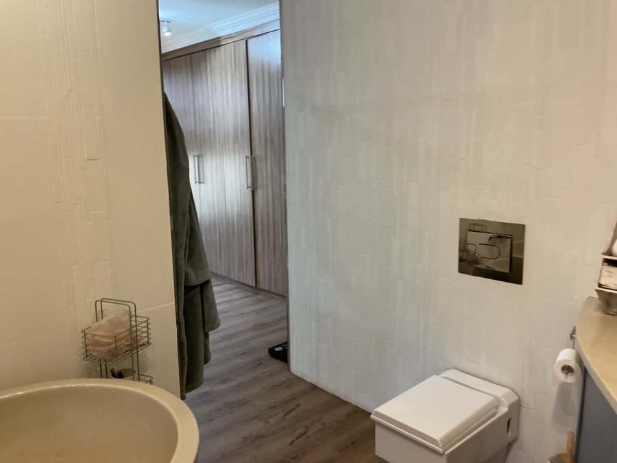 4 Bedroom Property for Sale in Midstream Estate Gauteng