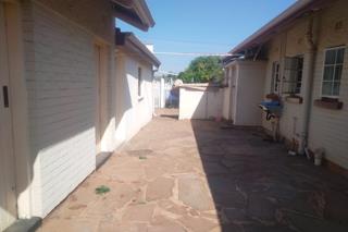 3 Bedroom Property for Sale in Wychwood Gauteng