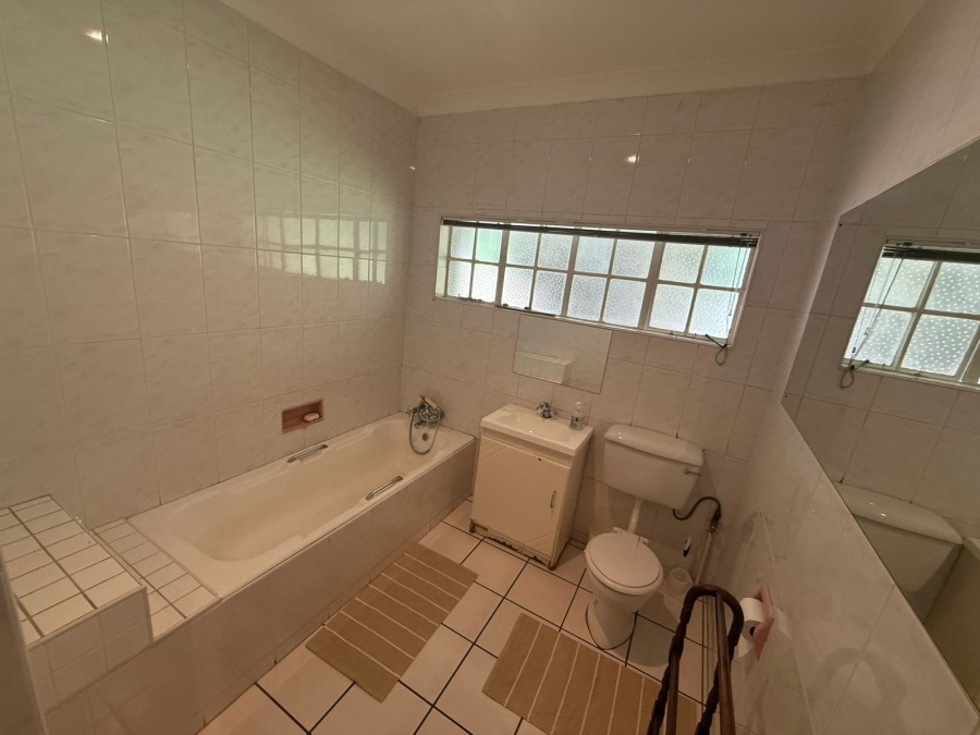 4 Bedroom Property for Sale in Three Rivers Gauteng