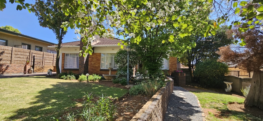 3 Bedroom Property for Sale in South Crest Gauteng