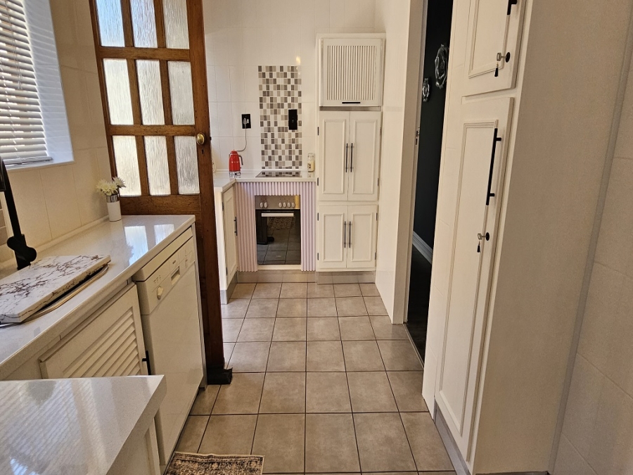 3 Bedroom Property for Sale in South Crest Gauteng