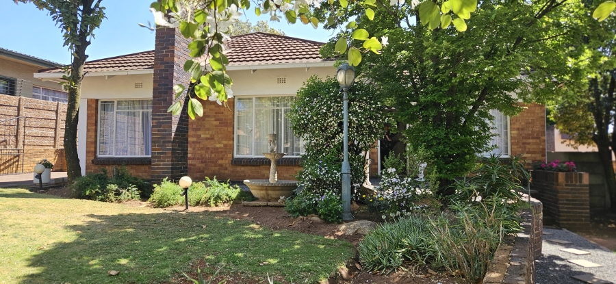3 Bedroom Property for Sale in South Crest Gauteng