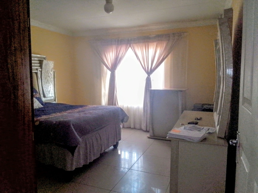 3 Bedroom Property for Sale in Kagiso Gauteng