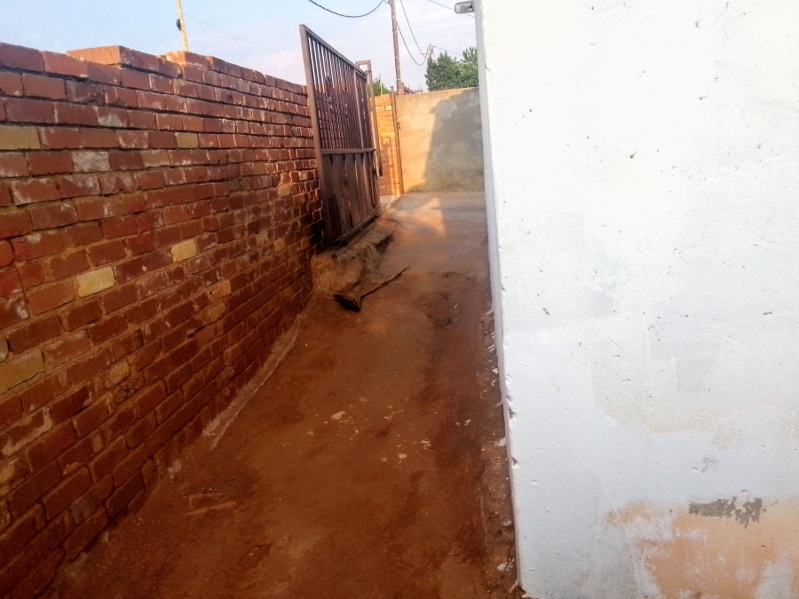 3 Bedroom Property for Sale in Kagiso Gauteng