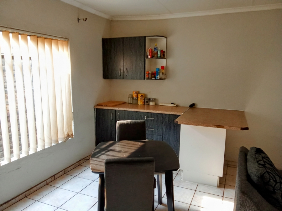 4 Bedroom Property for Sale in Lindhaven Gauteng